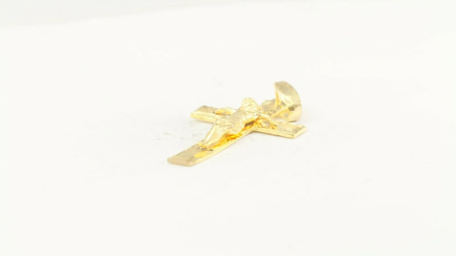 22k Pendant Solid Gold ELEGANT Simple Diamond Cut Jesus Cross Pendant P2151mon