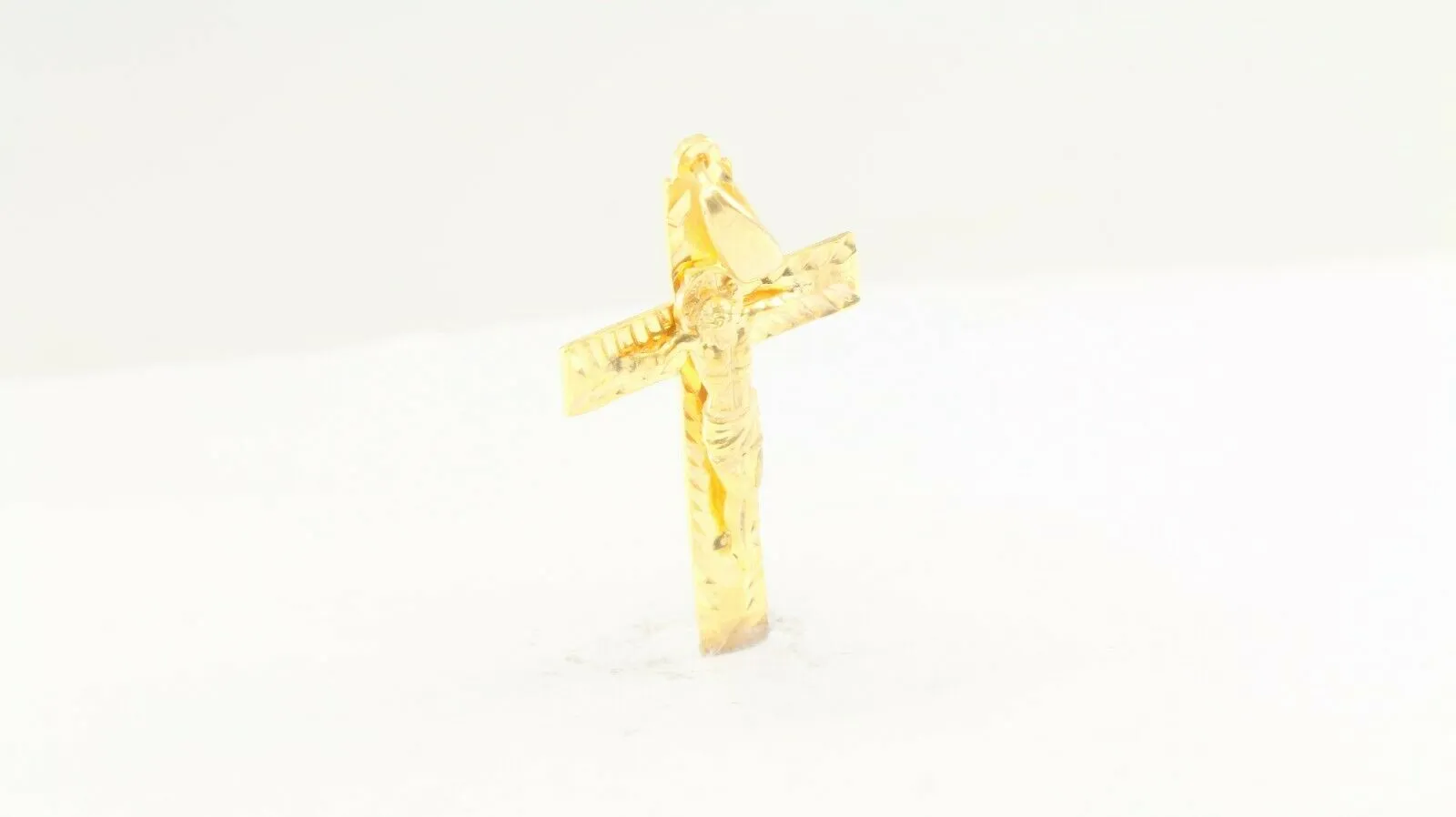 22k Pendant Solid Gold ELEGANT Simple Diamond Cut Jesus Cross Pendant P2151mon