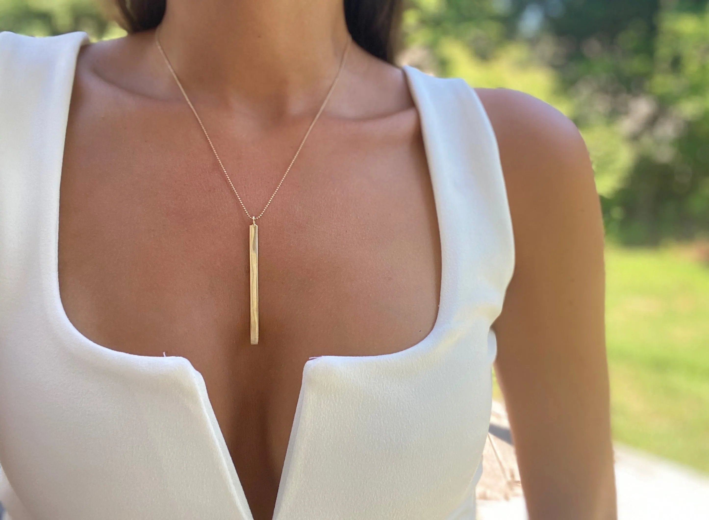 BRINLEE BAR NECKLACE