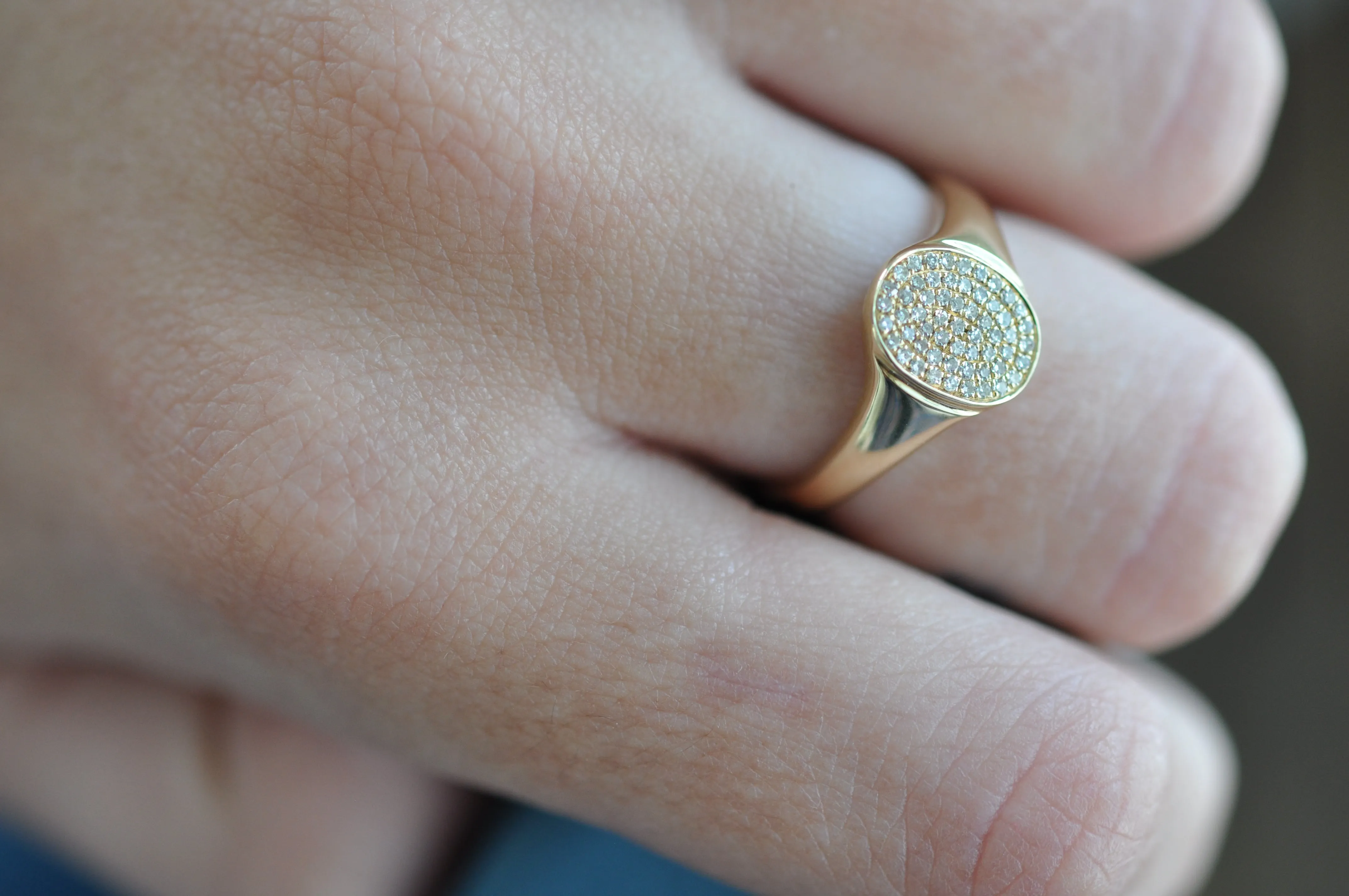 CADY DIAMONDOVAL SIGNET RING