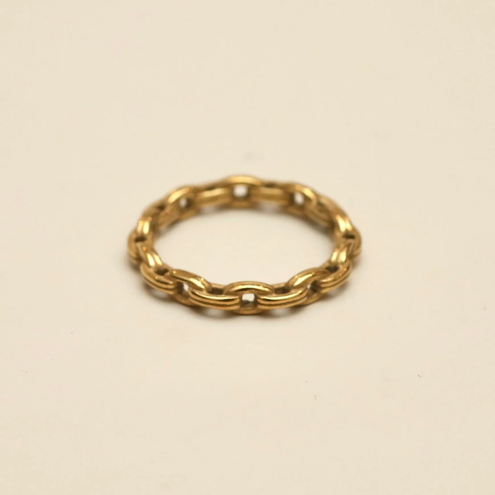 Chain and link Ring