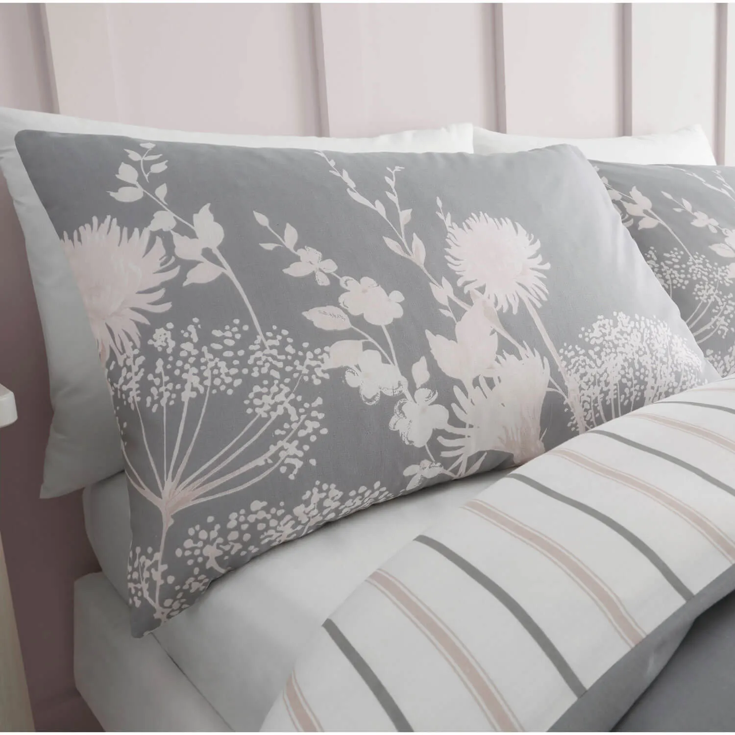 Meadowsweet Floral Duvet Cover Set - Super King