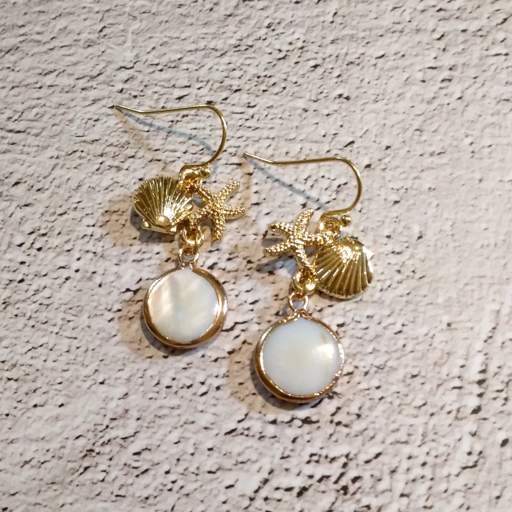 Sandy Beach Single Gem Drop Earrings